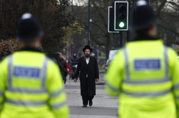 Головуючий виключив Україну зі списку