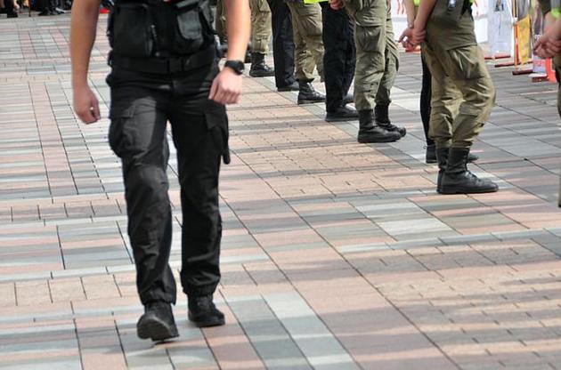 Отдельно по всей Украине будет проведен анализ работы охранных фирм