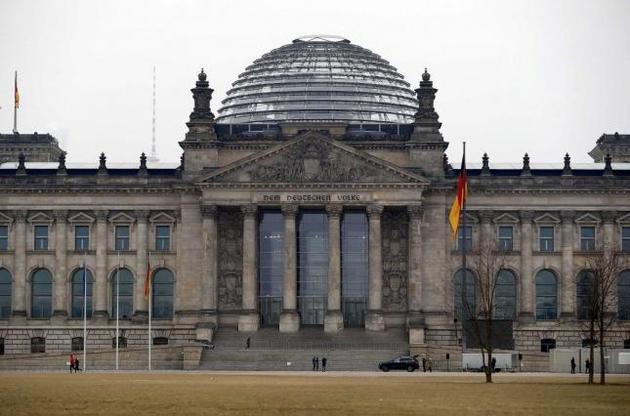 Германия утвердила бюджет "черного ноля"