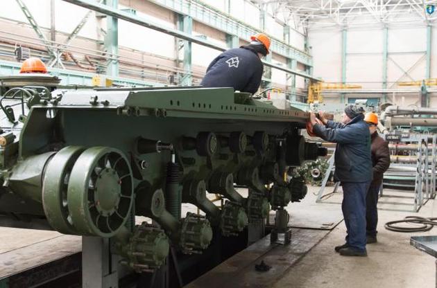 Современный ВПК мог бы стать локомотивом для всей экономики — Уткин