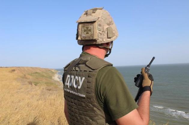 Для прикриття території від вторгнення з моря нарощується морська компонента