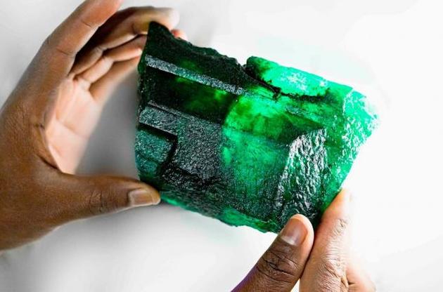 Изумруд будет выставлен на торги в ноябре