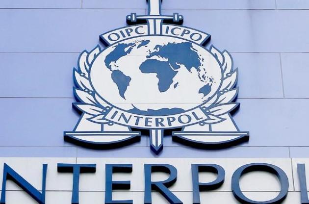 Україна може призупинити членство в Interpol