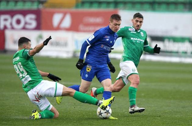 "Динамо" знищило "Карпати"