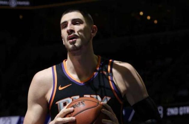 Украинец Лень набрал 17 очков в матче НБА