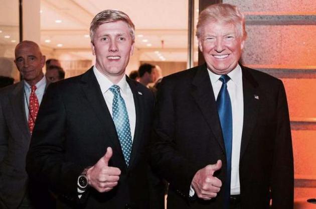 Нік Ейерс та Дональд Трамп