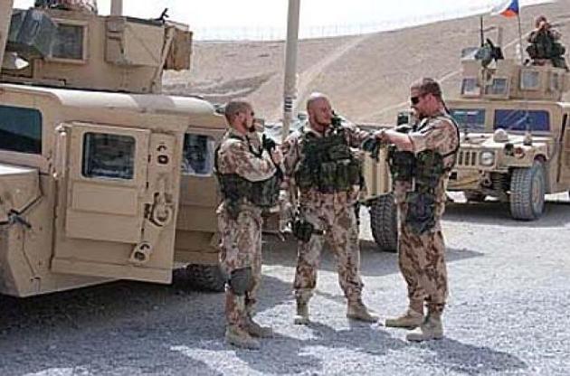 В Афганістані вбили одного і поранили двох членів місії НАТО