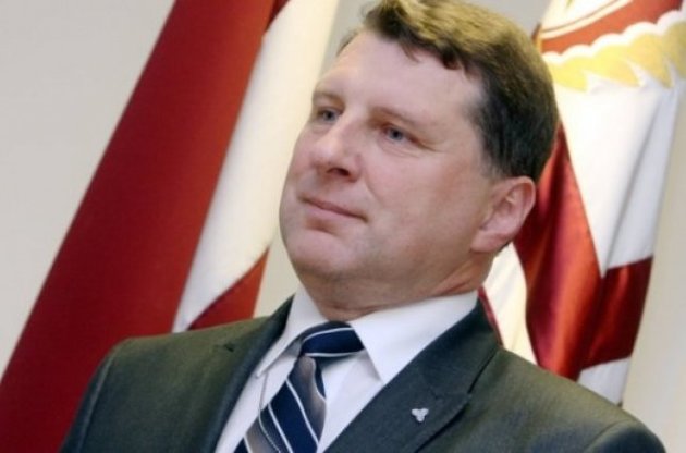 Президент Латвии Вейонис в воскресенье посетит Донбасс