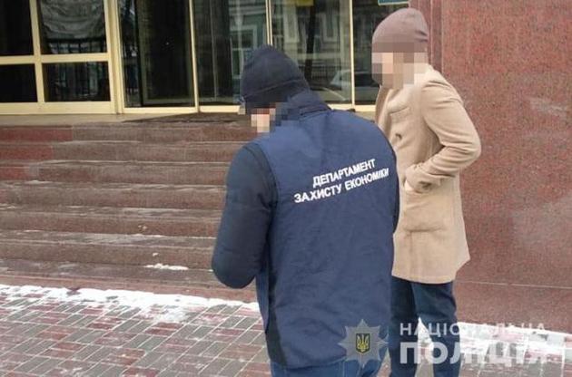 В Киеве задержали на взятке чиновника Минрегиона