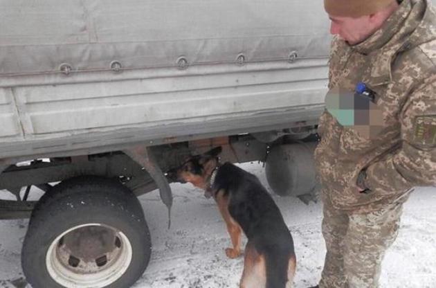 Вибухівка була закладена в один з транспортних засобів
