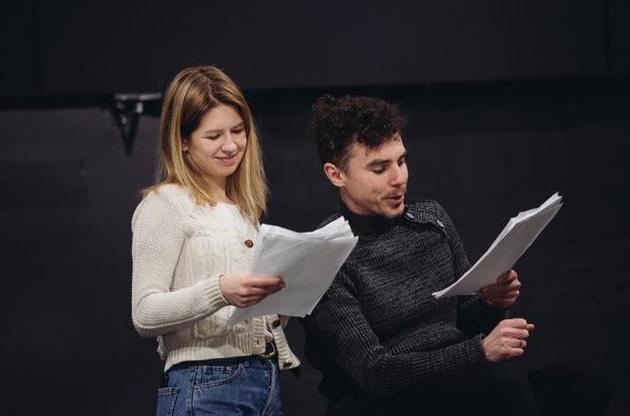 Виставу "За двома зайцями" готують у Театрі на Подолі