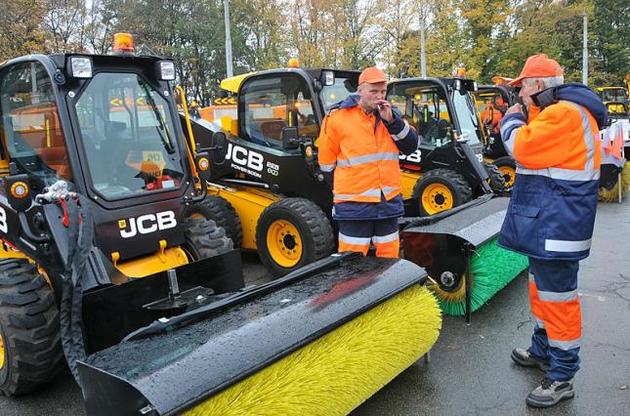 Чиновникам загрожує до 12 років з конфіскацією майна