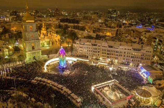 Парад оркестрів і цитрусова ялинка: стало відомо, як в Києві відзначатимуть новорічні свята