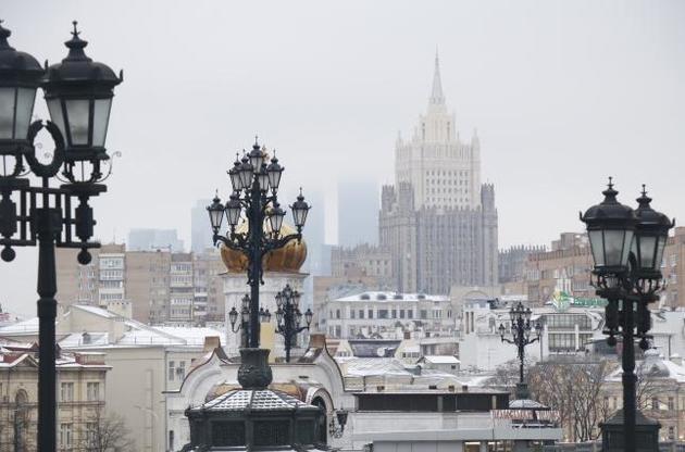 МЗС Росії викличе повіреного у справах України через атаку РФ на Азові