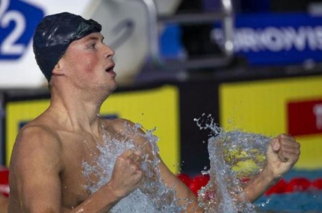Украинский пловец Романчук завоевал "золото" чемпионата мира
