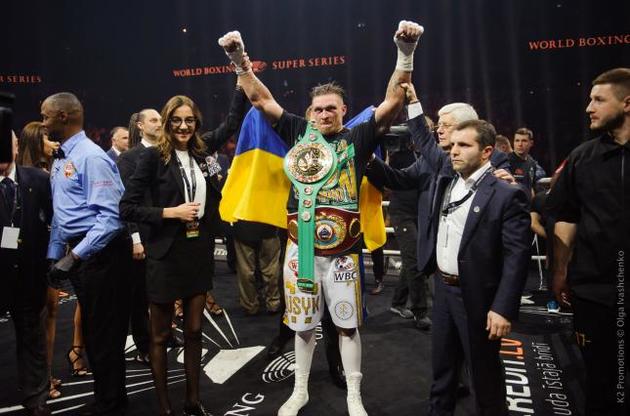 Усик является абсолютным чемпионом мира