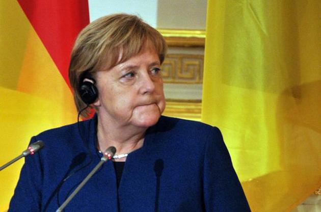 У Меркель закликали Росію звільнити українських моряків і повернути кораблі