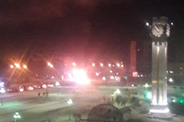 Журналисты заявляют, что маршрутка загорелась в результате спецоперации силовиков по задержанию террористов