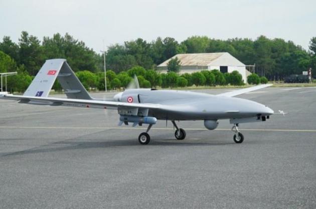 Оперативно-тактичні БПЛА Bayraktar TB2 виробництва компанії Baykar Makina відомі своєю тривалістю польоту