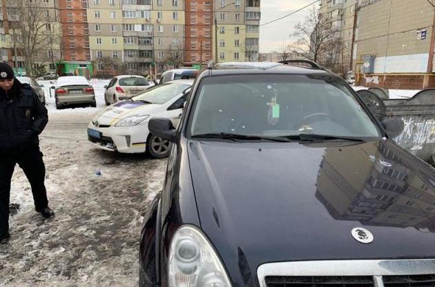 Полиция квалифицировала обстрел автомобиля сотрудников штаба Гриценко как хулиганство