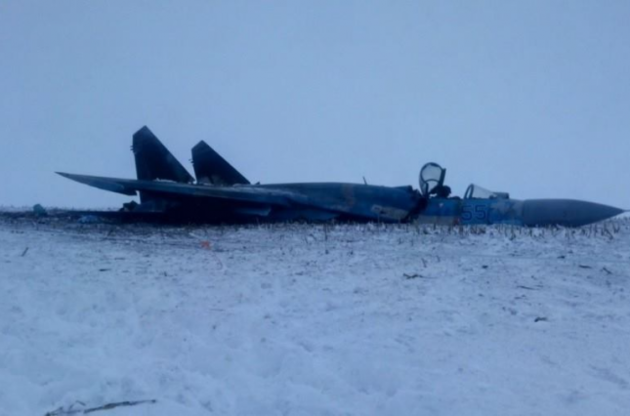 Відпрацьовуються п'ять версій катастрофи Су-27 у Житомирській області – Труба