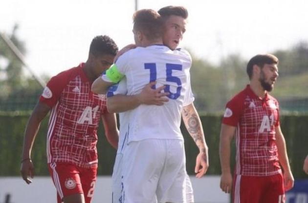 "Динамо" забило три мяча