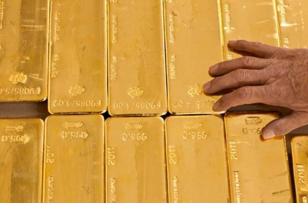 Азербайджан купил почти 21 тонну золота