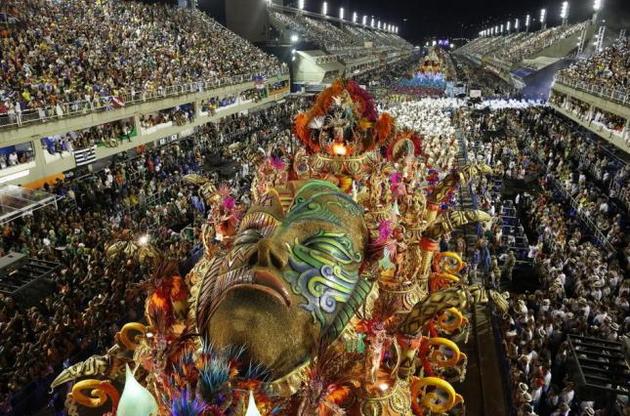 В Бразилії розпочався щорічний традиційний карнавал