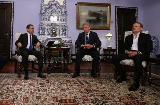 СБУ даст правовую оценку поездке Бойко и Медведчука на переговоры с Медведевым