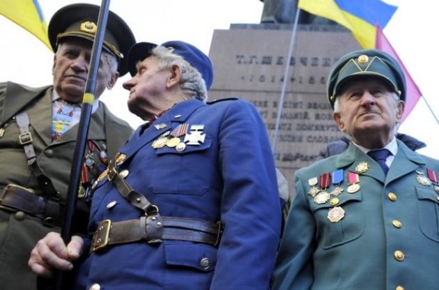Порошенко подписал закон о присвоении воинам ОУН и УПА статуса участников боевых действий