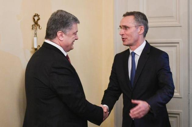 Порошенко подякував НАТО за допомогу в реформуванні сектору національної безпеки і оборони