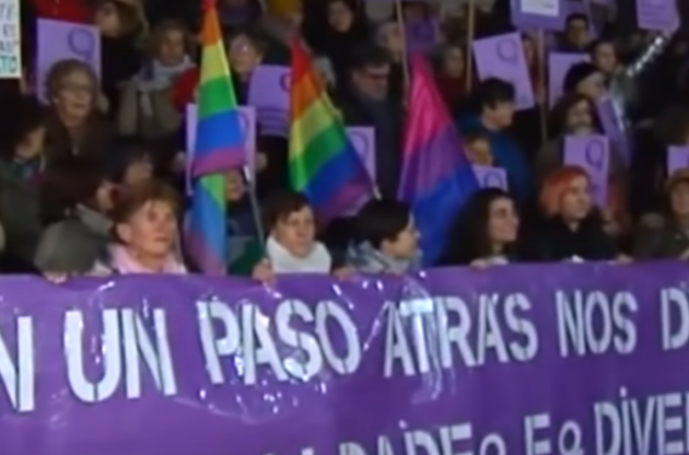 В Испании проходят массовые протесты против ультраправых