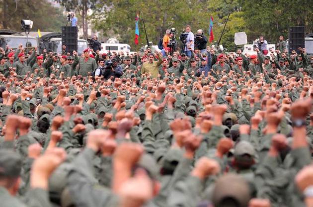 Мадуро рассказал о заговоре военных, которые перешли на сторону оппозиции