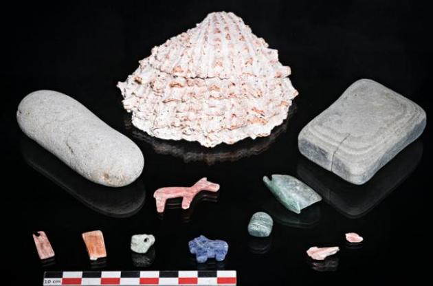 Представники цивілізації Тіуанако навмисно кидали артефакти в воду