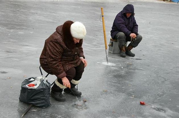 С 1 апреля украинцам запретят ловлю рыбы и раков