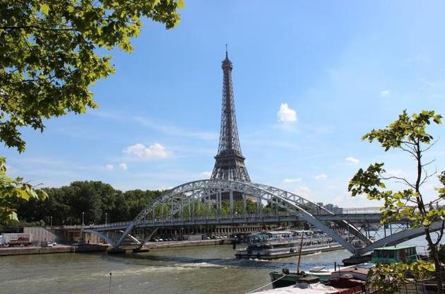 Первое место в рейтинге самых дорогих городов мира делят сразу три города
