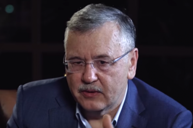 Гриценко рассказал о сокращении и реформировании армии в 2005-2007 годах