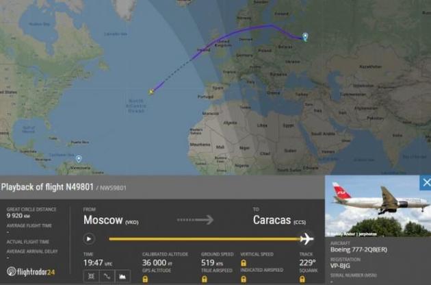 Российский авиалайнер "Боинг" возвращается из Каракаса в Москву