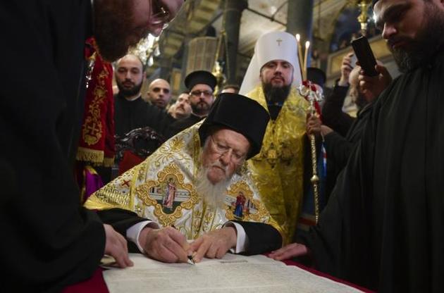 Конфликт России с Украиной привел к расколу православной церкви – The Economist