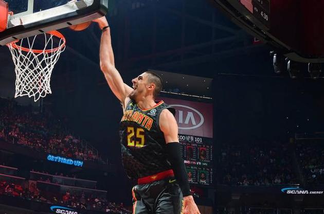 Украинец Лень набрал 13 очков в матче НБА