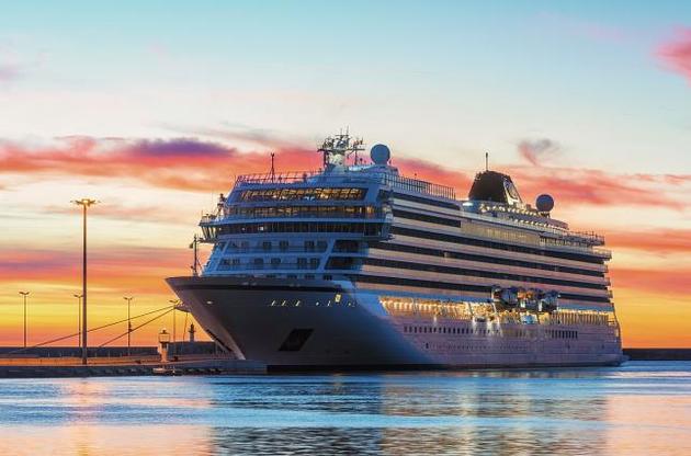 Під час рятувальної операції з аварійного лайнера авіація евакуювала 479 осіб