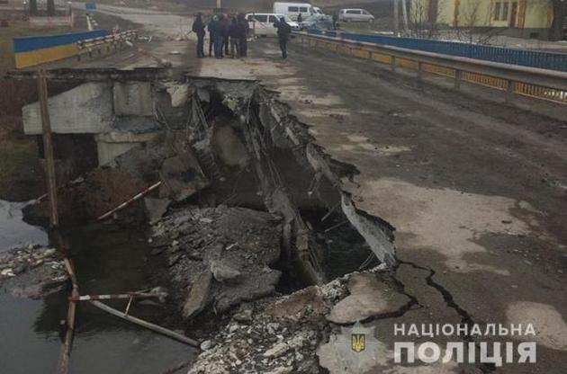 На Тернопільщині обвалився аварійний міст