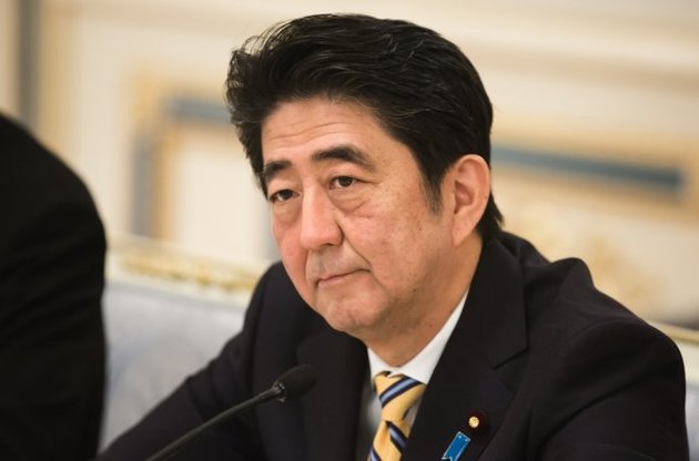 Прем'єр Японії перегляне стратегію на переговорах щодо мирного договору з Росією