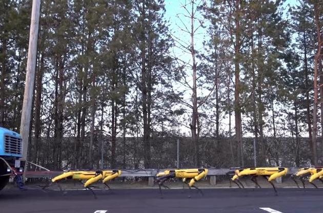 В буксируванні взяло участь 10 роботів