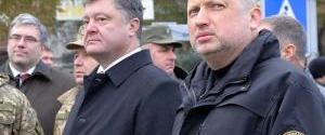 Порошенко звільнив Турчинова з посади секретаря РНБО