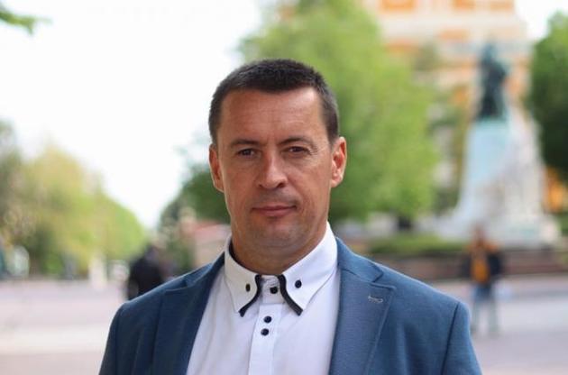 Шнайдера додали до "чистилища" через посягання на суверенітет та територіальну цілісність України