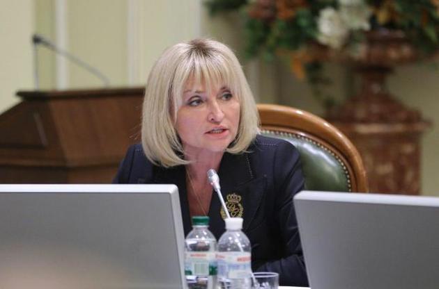 Суд визнав протиправними виступи Ірини Луценко на погоджувальних засіданнях Ради