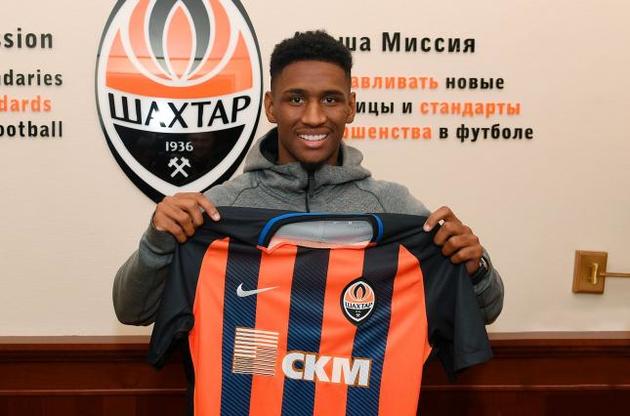 Тете - игрок "Шахтера"