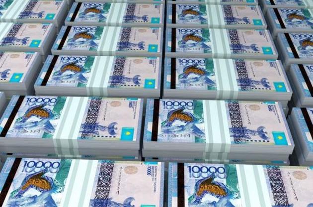 На банкнотах і монетах Казахстану більше не буде написів російською мовою