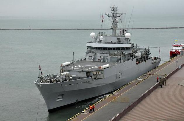 Корабель перебуватиме в порту до 9 травня